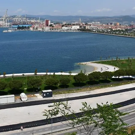 Apartma Lana 21 Koper Exterior photo