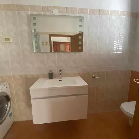 Apartma Lana 21 Koper Exterior photo